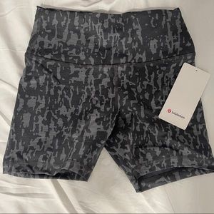 Lululemon Wonder Train Shorts